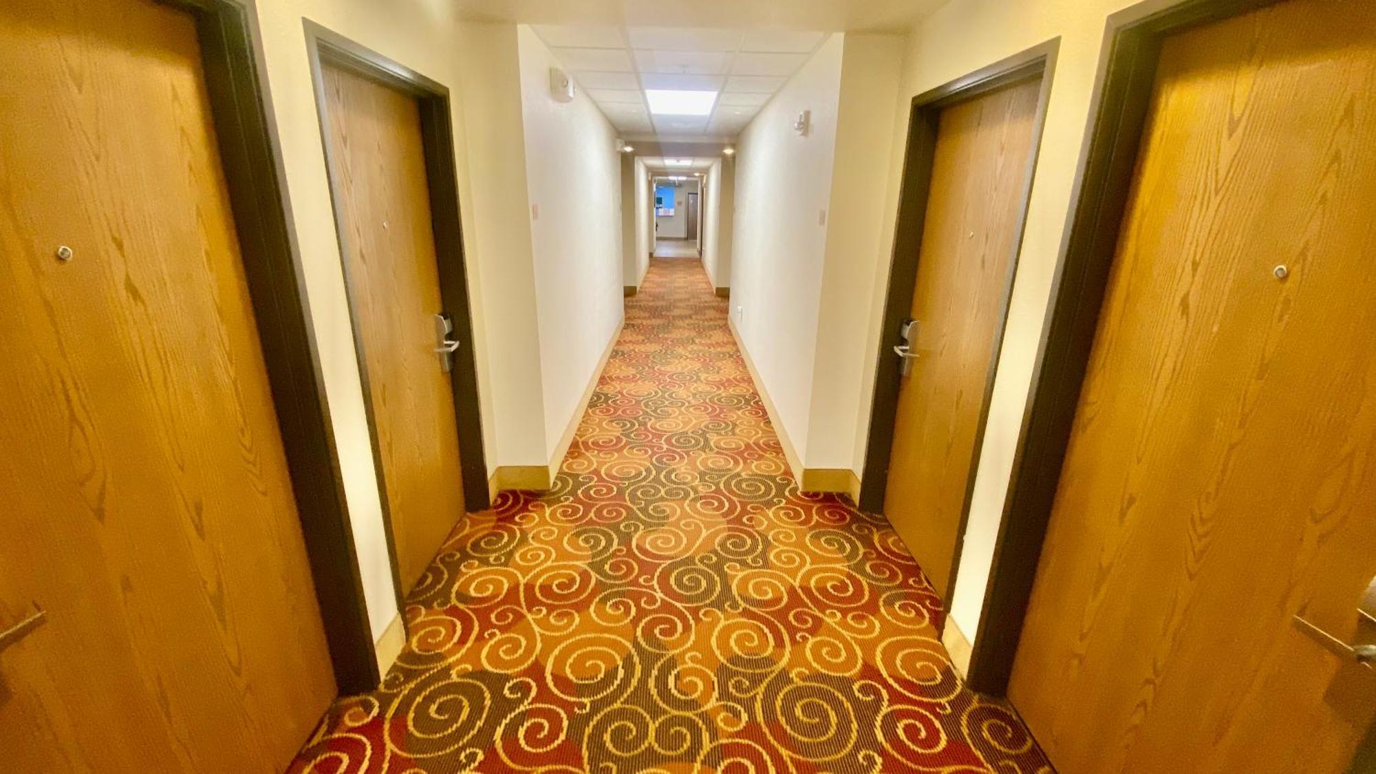Park View Inn & Suites Hoisington Near Great Bend Exteriör bild