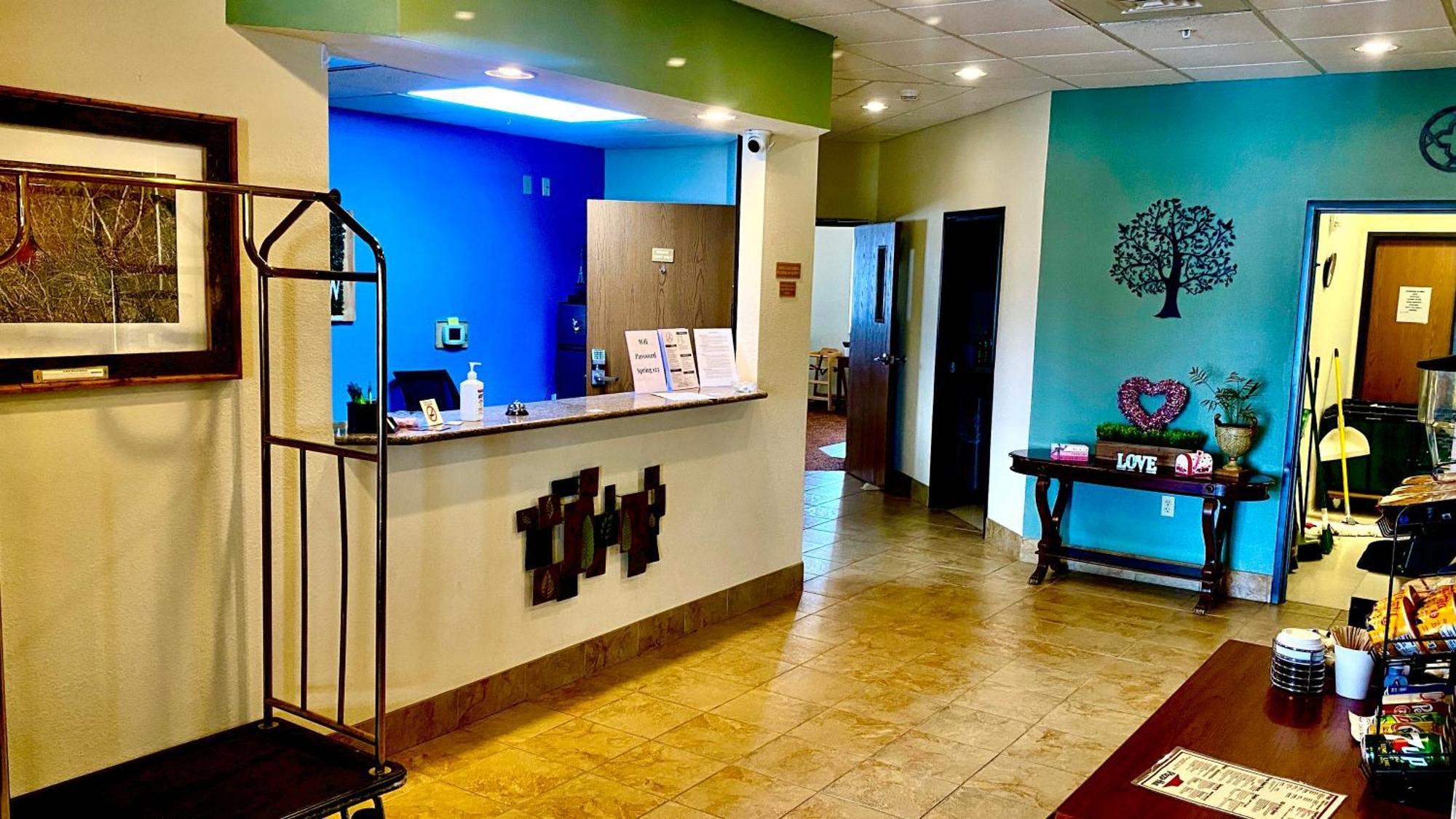 Park View Inn & Suites Hoisington Near Great Bend Exteriör bild