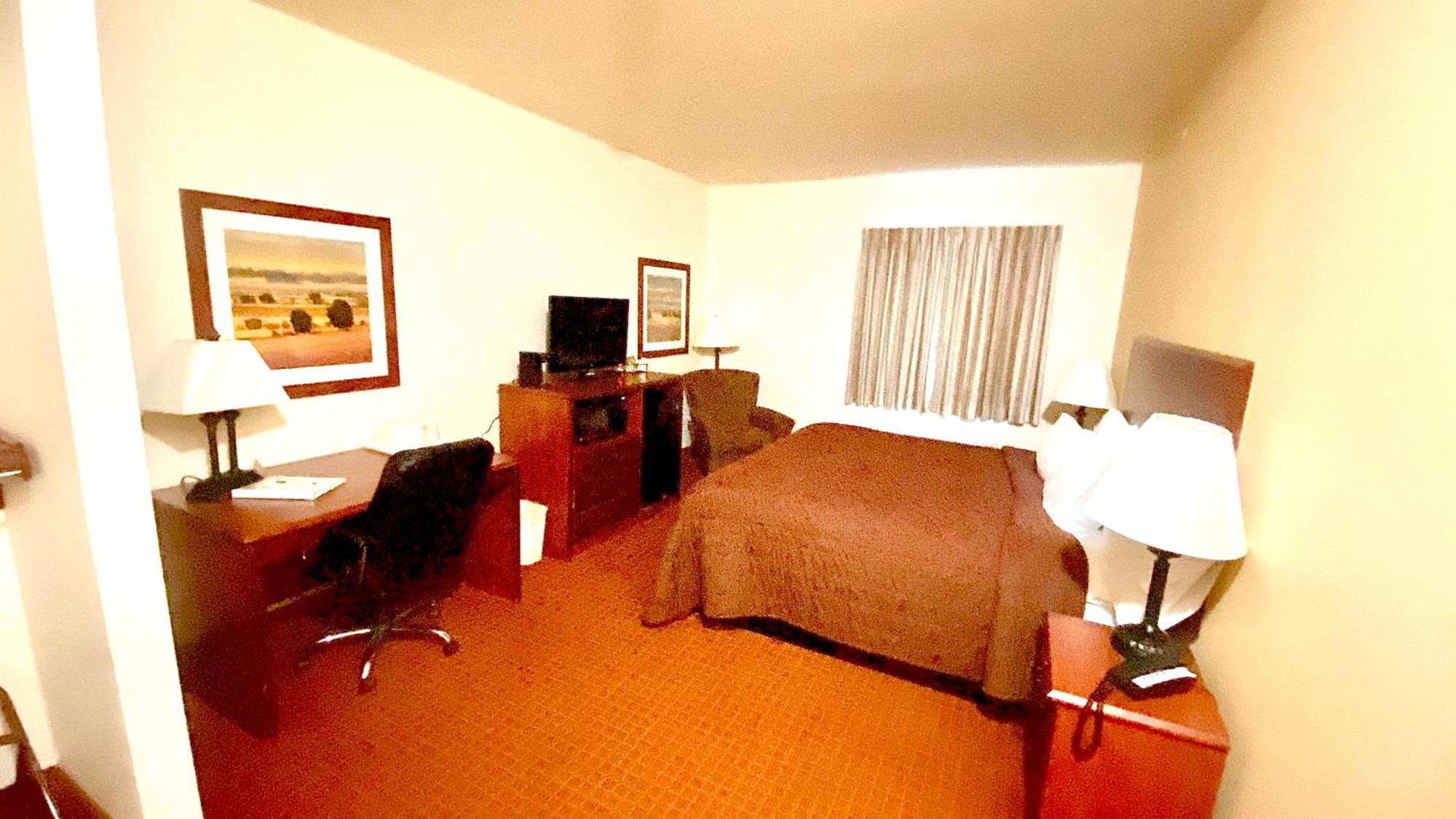 Park View Inn & Suites Hoisington Near Great Bend Exteriör bild